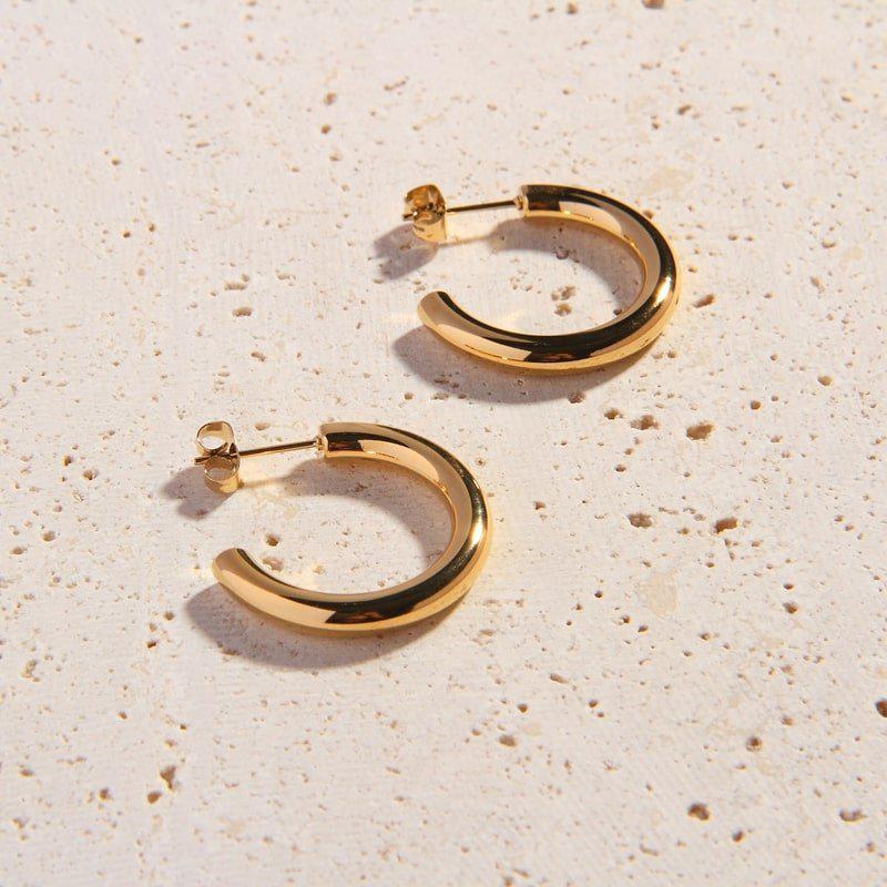 Alia Hoops